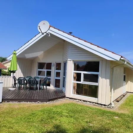 6 Personen Kinderfreundliches Mit Sauna, Whirlpool Und Kaminofen In