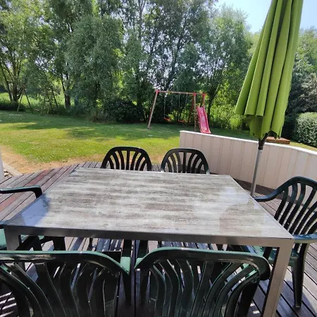 6 Personen Kinderfreundliches Mit Sauna, Whirlpool Und Kaminofen In